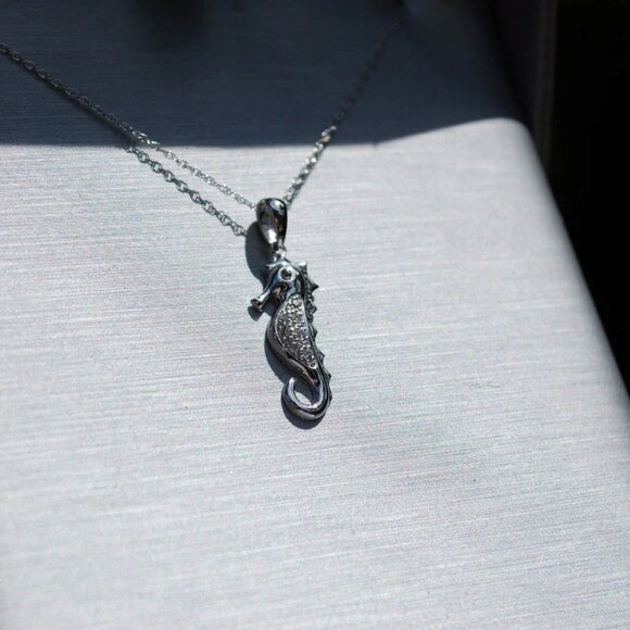 14k White Gold Diamond Accent Seahorse Pendant Necklace - Picture 3 of 10